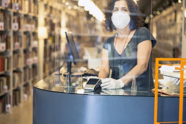 Vente de livres : une obligation nouvelle pour les livres d’occasion et un nouveau tarif de livraison