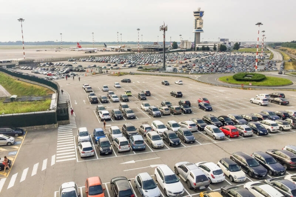 PLF 2024 : accélérer le verdissement du parc automobile